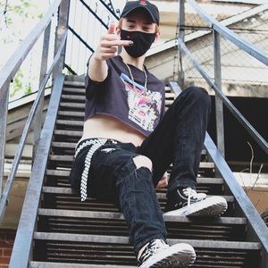 Meet your Posher, Beau